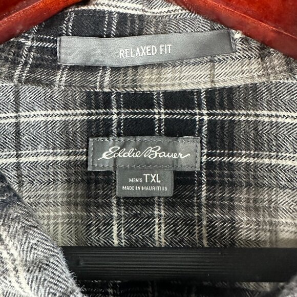 Eddie Bauer Shirt Mens TXL Plaid Cotton Flannel Button Down Relaxed Fit Pocket - Picture 5 of 8